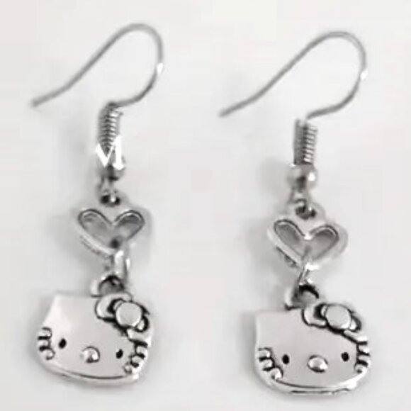Sanrio Hello Kitty Earrings Love Heart Dangle Silver Cute Goth Emo Scene Gift - Picture 1 of 2